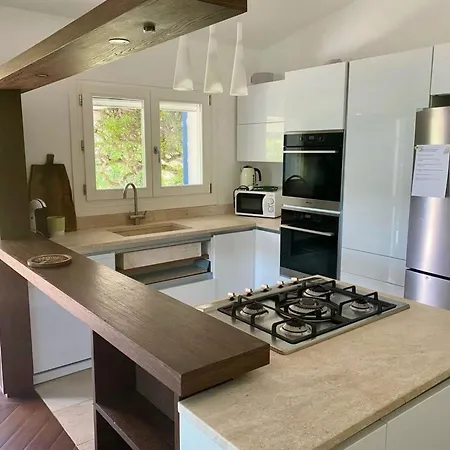 Vakantiehuis 'i Tre Mari' In Strandnaehe By Interhome