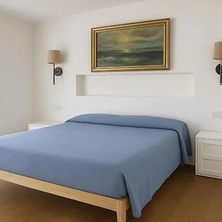 Casa vacanze 'i Tre Mari' In Strandnaehe By Interhome