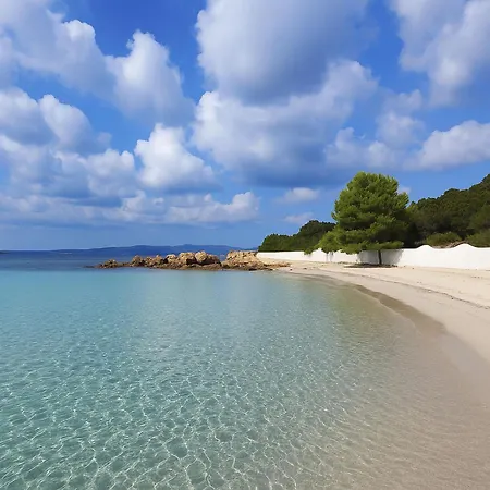 'i Tre Mari' In Strandnaehe By Interhome Casa vacanze *